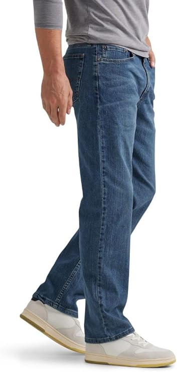 Wrangler Authentics Men's Regular Fit Comfort Flex Waist Jean