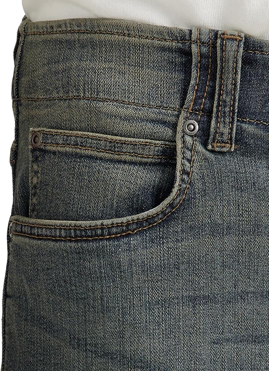 Lee Men's Extreme Motion Straight Taper Jean